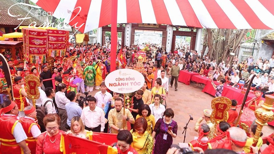 Thiêng liêng Lễ Dâng hương Tri ân Tổ nghiệp ngành Tóc Việt Nam