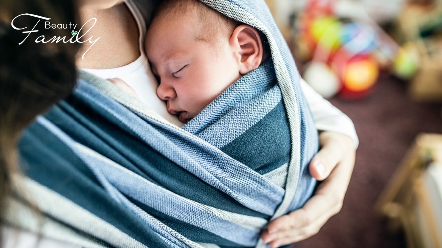 Địu vải: Không chỉ là “đưa con đi khắp thế gian”