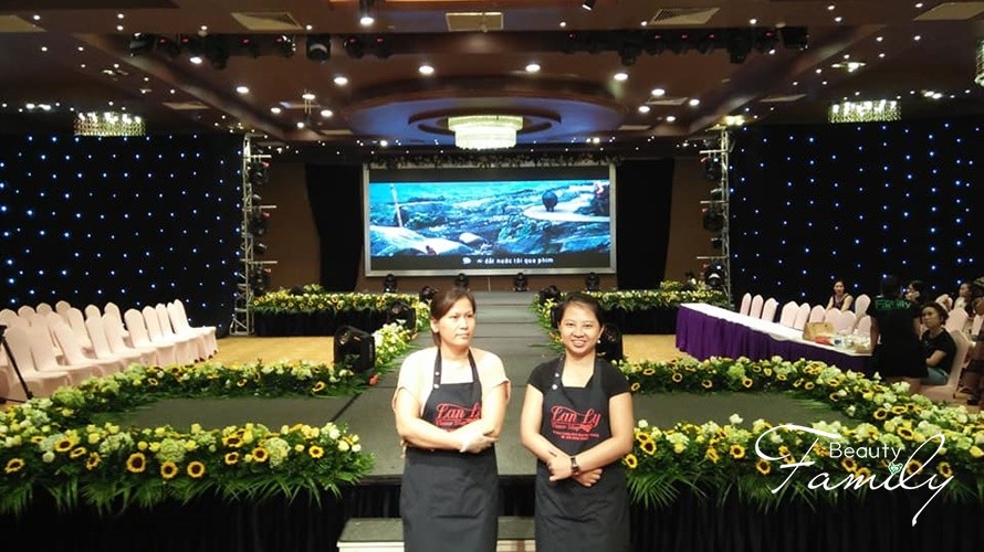 Hoa Lan Ly: Tặng hoa là trao cảm xúc