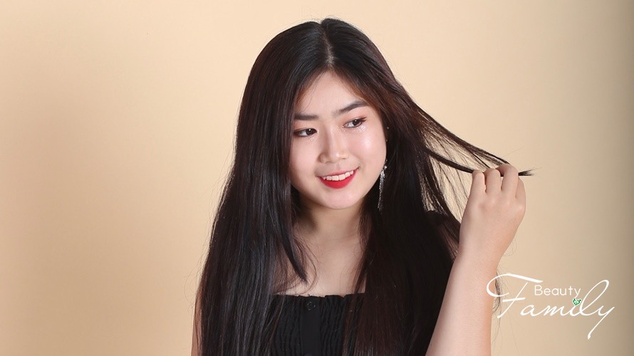 Cô nàng đa tài Lê Khánh Linh