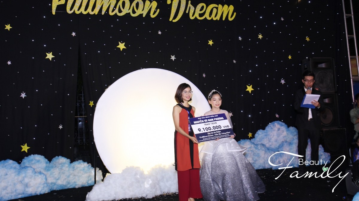 Fullmoon Dream – Đêm tỏa sáng của những ‘vầng trăng’ nhân ái
