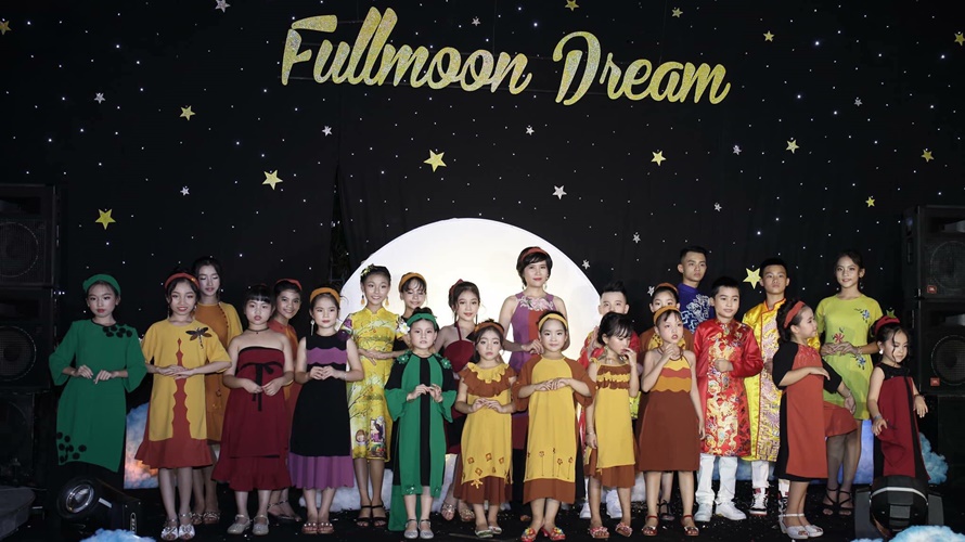 Hà Unique – chạm ngõ thế giới thời trang thiên thần nhí Đất Cảng