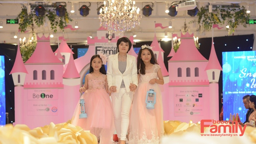 Thương hiệu thời trang Mom’s Kid tỏa sáng trong đêm hội Snow White