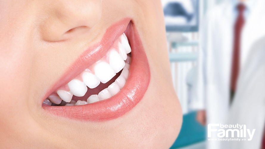 Hiểm họa khó lường ẩn sau nụ cười răng sứ