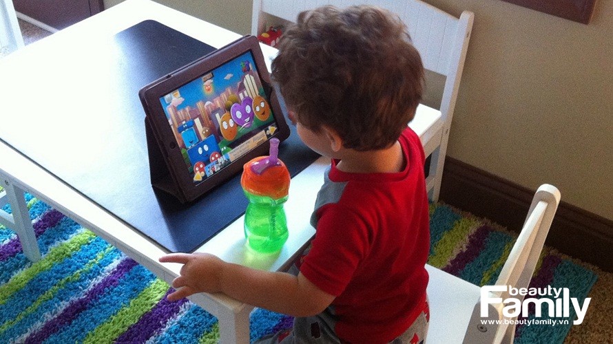 Giúp con thoát khỏi ipad với 3 món đồ chơi “thần thánh”