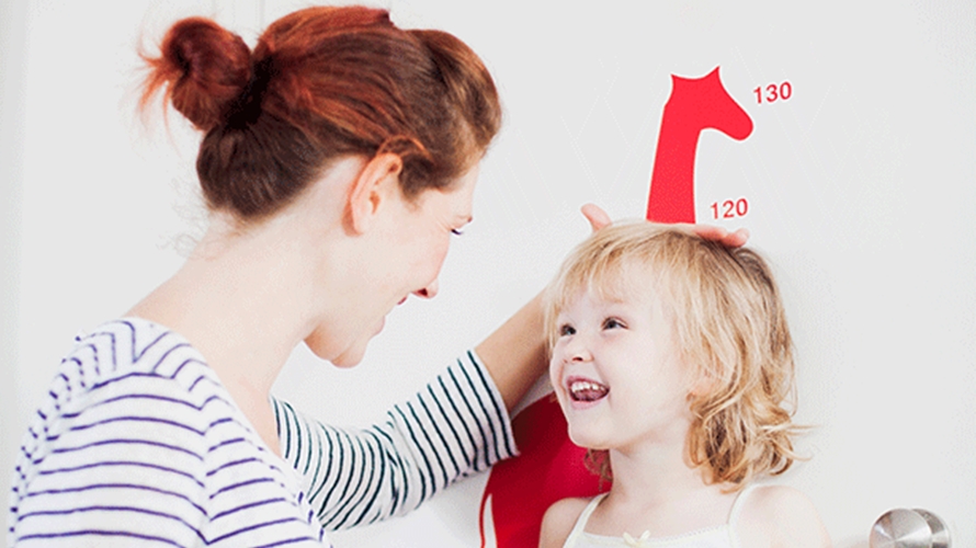 Mẹ chú ý những điều này để con đạt chiều cao tối đa