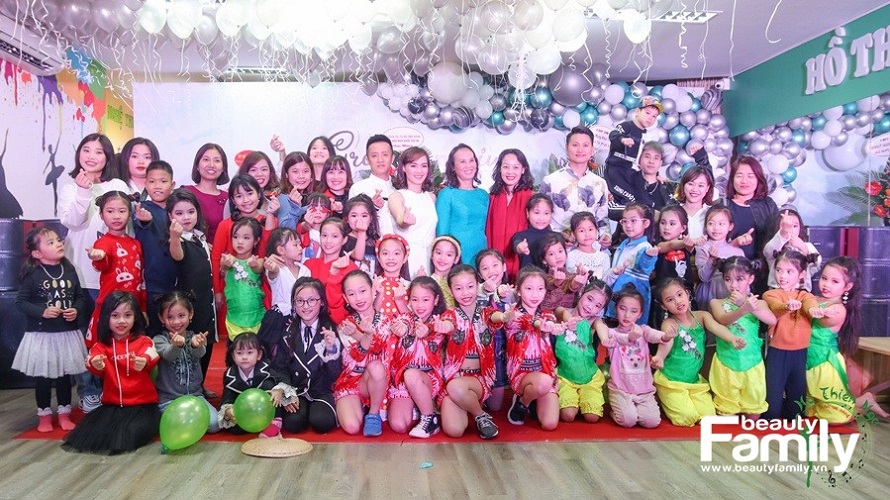 Trung tâm nghệ thuật Hồ Thiên Nga tưng bừng khai trương cơ sở thứ 3 tại Hà Nội