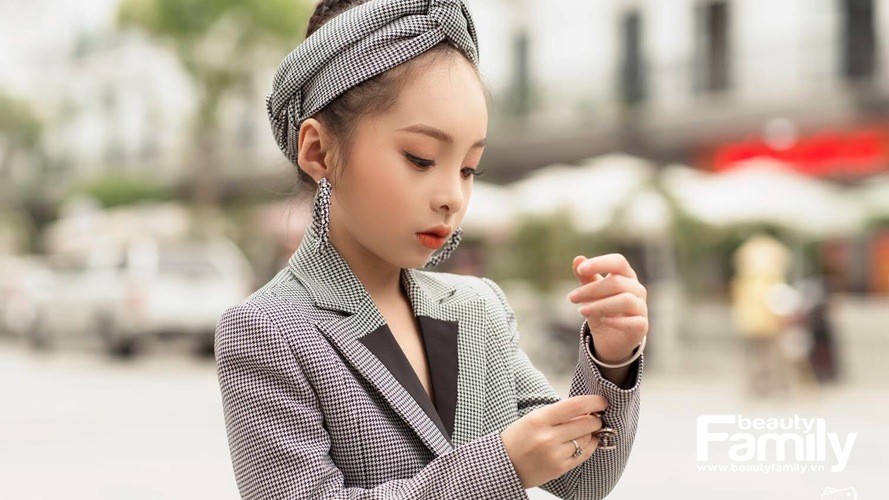 Lâm Như xuất sắc chinh phục ngôi vị Á quân 1 cuộc thi Tìm kiếm đại diện hình ảnh thương hiệu Áo dài thiết kế cao cấp Phương Lly