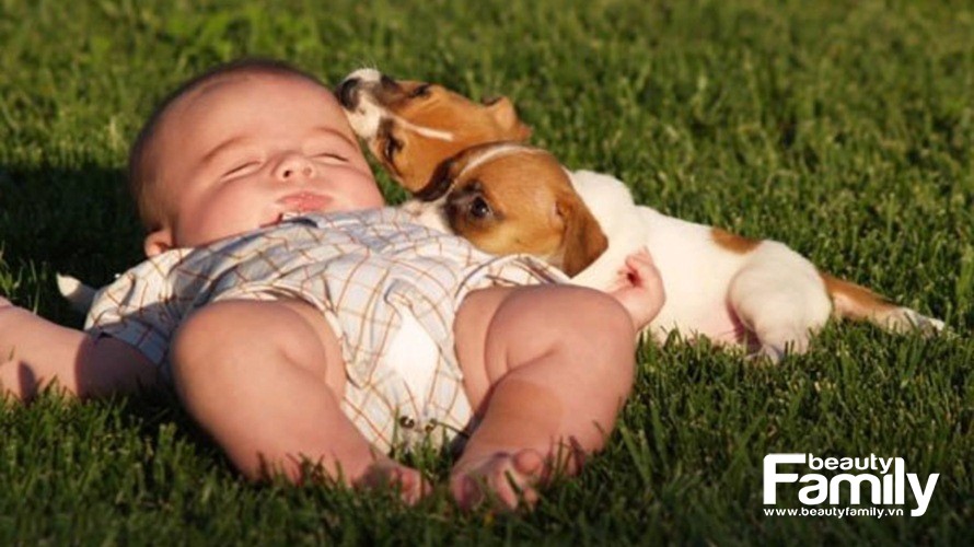 Tắm nắng cho bé như nào là an toàn?