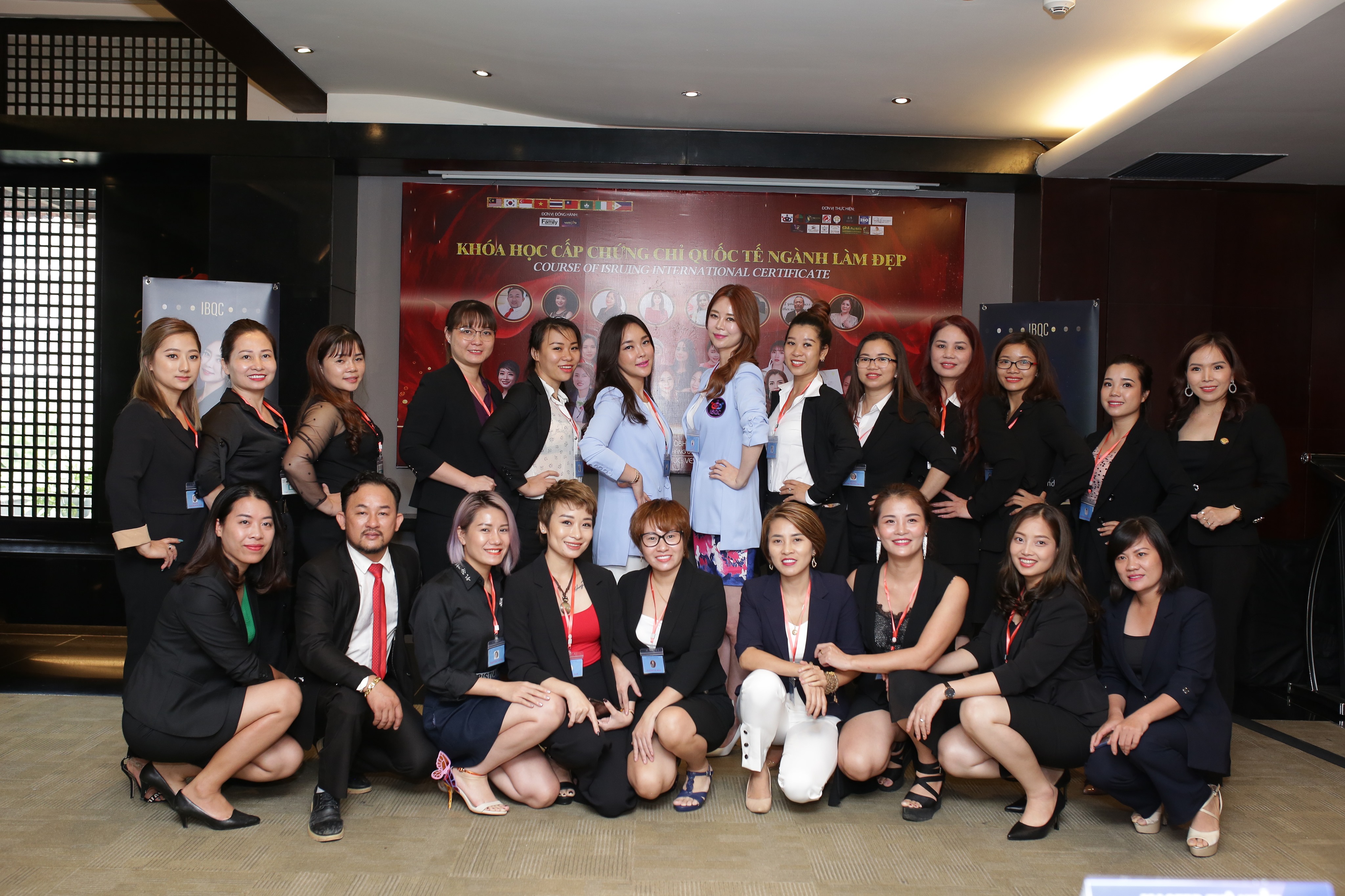 KỲ THI CẤP CHỨNG CHỈ ISO 17024 VỀ LĨNH VỰC TRANG ĐIỂM BÁN VĨNH VIỄN LẦN ĐẦU TIÊN ĐƯỢC TỔ CHỰC TẠI VIỆT NAM DO VIỆN KIỂM CHỨNG GIÁO DỤC LÀM ĐẸP QUỐC TẾ IBQC NHƯỢNG QUYỀN TỔ CHỨC