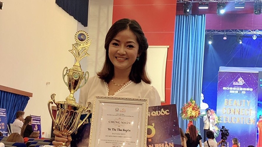 Nghệ nhân Vũ Thị Thu Huyền – giải Nhất bộ môn phun xăm thẩm mỹ: “Tôi tự hào khi được từng ngày góp phần kiến tạo nhan sắc Việt”