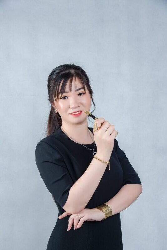 Thí sinh phun thêu thẩm mỹ Ngọc Hân mang cái đẹp đến cho mọi người