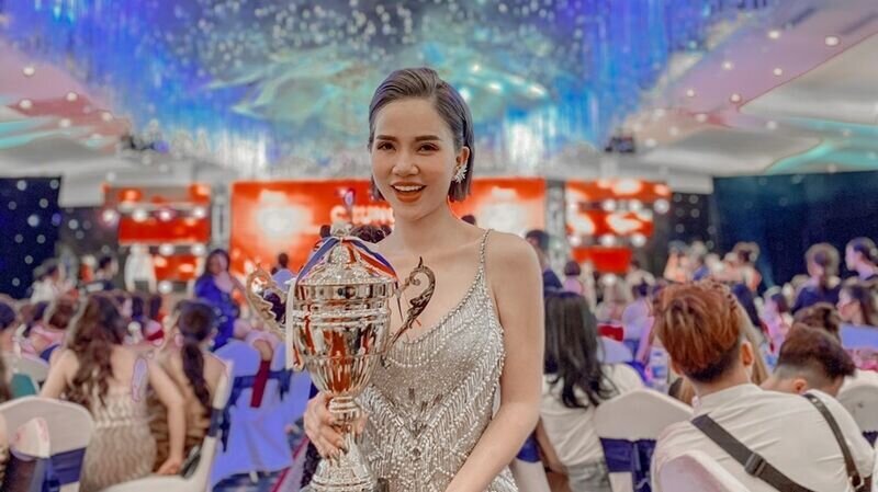 Master Mai Junie – Ban giám khảo chia sẻ gì sau thành công rực rỡ tại cuộc thi Asia International Beauty Festival 2020