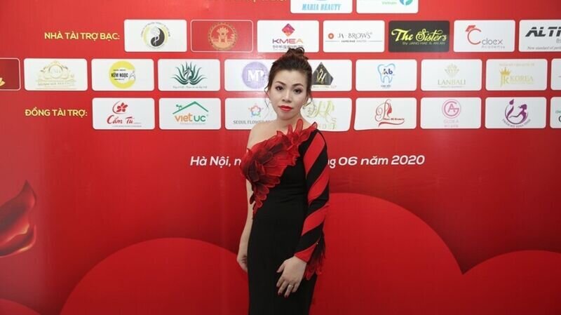 Nghệ nhân trẻ Bùi Thị Hà xuất sắc đạt giải Quán quân 2 tại Cuộc thi Asia International Beauty Festival 2020