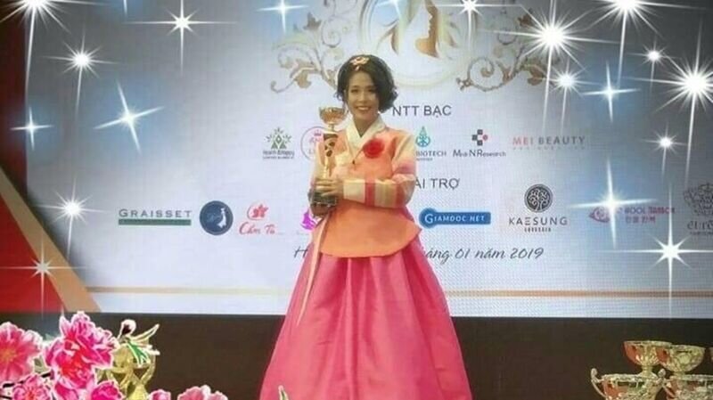 Master Phương Tây: Giám khảo bộ môn Phun xăm: “Tôi hi vọng cuộc thi sẽ mở ra cho các thí sinh sự tự tin và nỗ lực để gắn bó với nghề.”