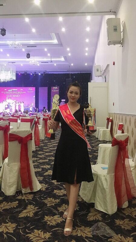 Chuyên gia làm đẹp Lê Thị Ngọc Huyền chia sẻ gì sau khi nhận giải thưởng Tài năng vàng tại cuộc thi Asia Beauty Festival 2020?