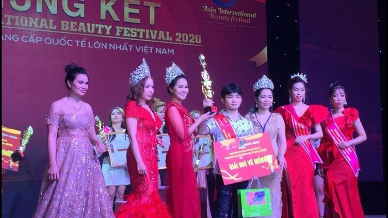 Nghệ nhân trẻ Nguyễn Nhật Phúc chia sẻ gì sau khi xuất sắc đạt giải thưởng Giải Nhì bộ môn Vẽ móng nghệ thuật tại cuộc thi Asia Beauty Festival 2020?