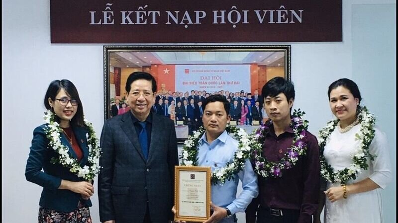 Mr. Hùng Branding – Nhà tài trợ độc quyền hoa cho cuộc thi chia sẻ gì sau cuộc thi Asia International Beauty Festival 2020?