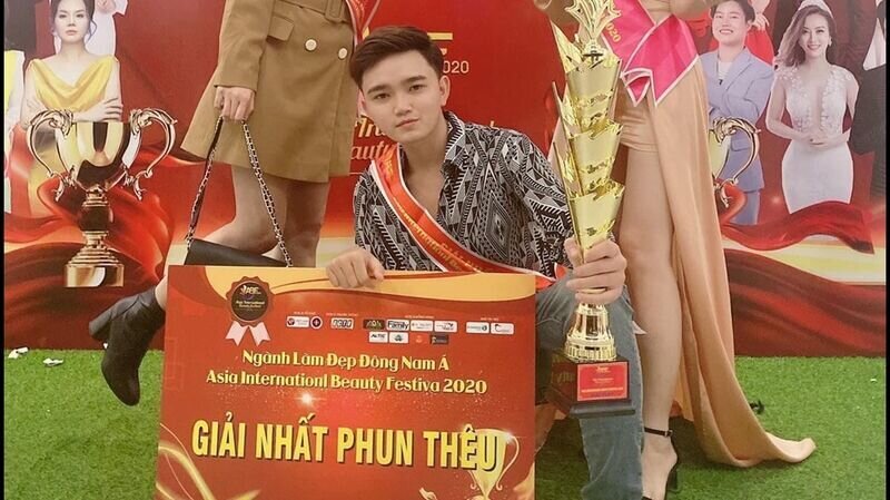 Nghệ nhân trẻ Tô Trung Tín xuất sắc đạt Giải Nhất bộ môn Phun xăm thẩm mỹ tại cuộc thi Asia Beauty Festival 2020