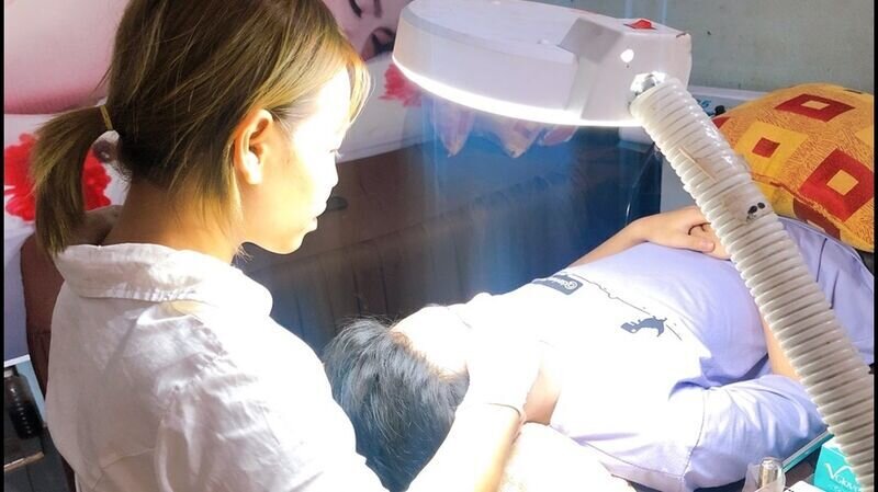 Nghệ nhân Nguyễn Thị Ánh – Bàn tay vàng phun thêu thẩm mỹ: Cô gái trẻ giàu nghị lực và khát khao chạm đến ước mơ