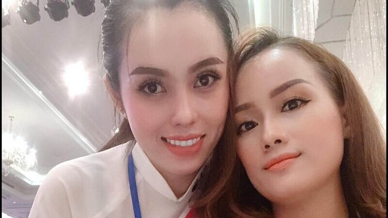 Bàn tay vàng bộ môn Vẽ móng nghệ thuật tại cuộc thi Asia Beauty Festival 2020 xuất sắc gọi tên nghệ nhân trẻ Trương Thị Diễm Thúy