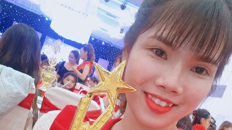 Giải thưởng Bàn tay vàng trong cuộc thi Asia Beauty Festival 2020 xuất sắc gọi tên nghệ nhân trẻ Hồ Thúy Kiều