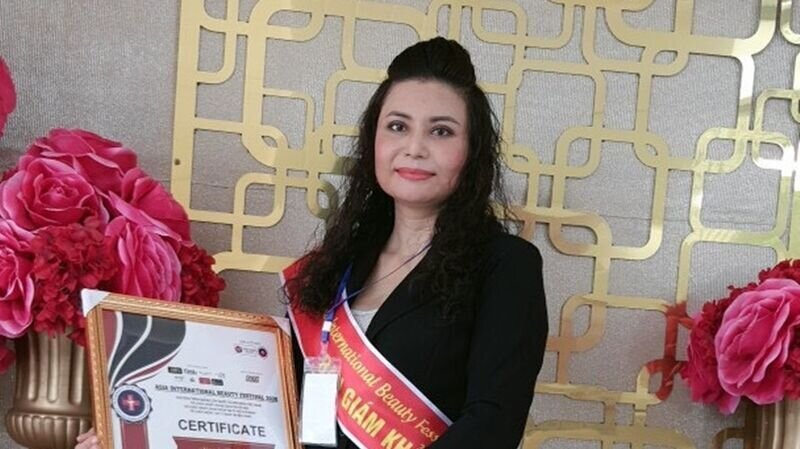 Master Nguyễn Thị Huyến – Giám khảo bộ môn Phun thêu thẩm mỹ: “Tôi đã dành sự công bằng, công tâm của mình cho tất cả các bài thi năm nay.”