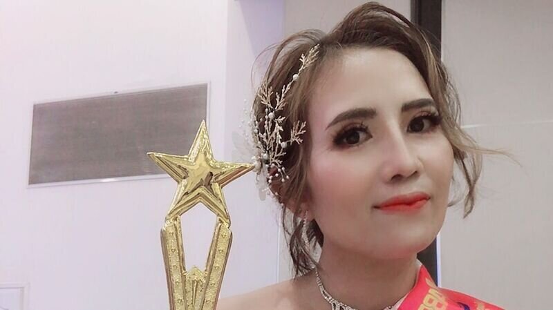 Nghệ nhân trẻ – master Nguyễn Mỹ Hiền xuất sắc nhận giải thưởng Bàn tay vàng phun thêu thẩm mỹ: “Thành công là dám nghĩ, dám làm”