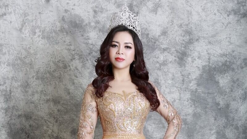 Á hoàng Doanh nhân đất Việt 2017 – Nguyễn Thị Nhật xuất hiện đầy chuyên nghiệp, nhiệt huyết trên cương vị Phó trưởng ban tổ chức Asia Beauty Festival 2020