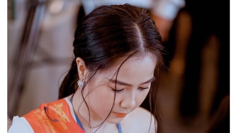 Master Vân Nguyễn – Giám khảo bộ môn Phun xăm thẩm mỹ: “Tôi hạnh phúc khi được đóng góp một phần cho sự phát triển của ngành làm đẹp Việt.”