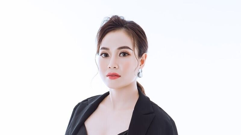 Chủ nhân giải thưởng Bàn tay vàng tại cuộc thi Global Beauty Got Talent 2020 chính thức lộ diện: nghệ nhân trẻ, tài năng Phạm Thu Phương