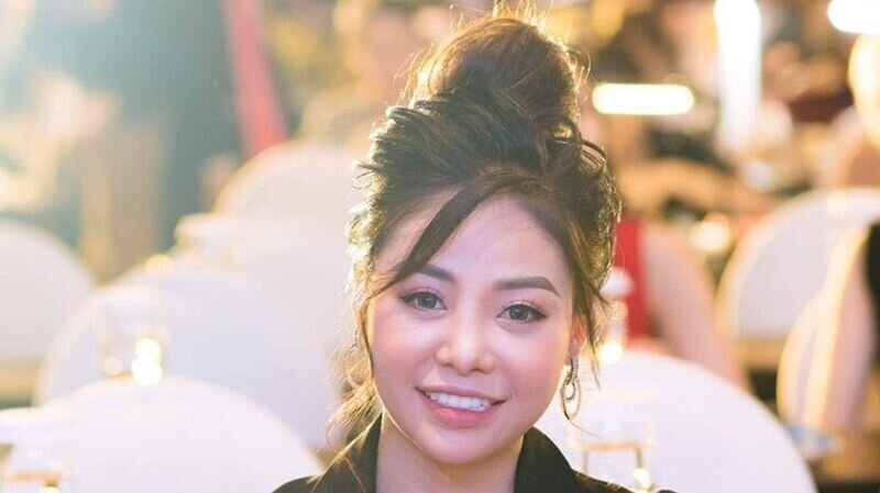 Master Quách Lan Anh xuất hiện đầy chuyên nghiệp trên cương vị Giám khảo bộ môn Phun thêu thẩm mỹ tại cuộc thi Global Beauty Got Talent 2020