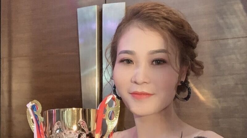 Master Hà Thị Quê – Giám khảo bộ môn Phun thêu: “Cuộc thi Global Beauty Got Talent 2020 đã tạo nên một sân chơi đầy hấp dẫn và giàu trải nghiệm cho nghệ nhân ngành làm đẹp.”