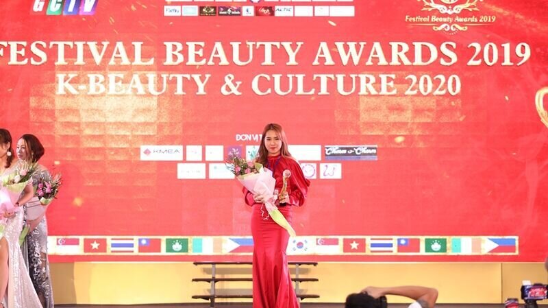 Master Huệ Nhỏ- Trưởng ban giám khảo bộ môn makeup tại cuộc thi Asia Beauty Festival 2020 chia sẻ gì sau Đêm chung kết đầy thành công?