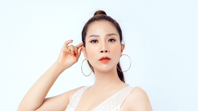 Master Mai Trần – giám khảo bộ môn Makeup tại Global Beauty Got Talent 2020: “Rất nhiều tác phẩm makeup tại cuộc thi xuất sắc và đáng được khen ngợi.”