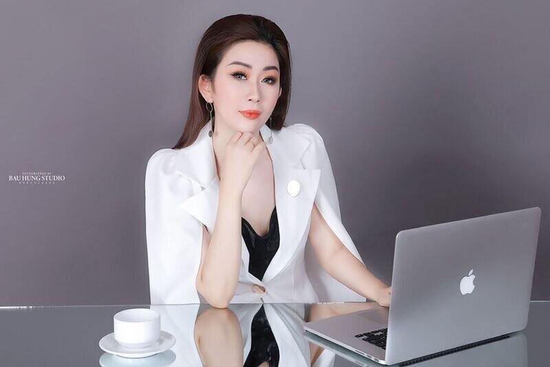 Giám đốc kinh doanh tại Dimond Luxury Group: Nguyễn Thị Kim Xinh – người phụ nữ quyết đoán, bản lĩnh và tự tin trên con đường chinh phục thành công
