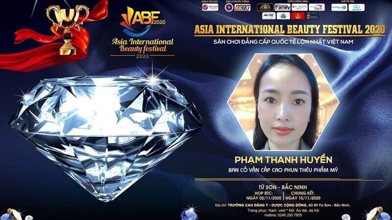 Master Phạm Thanh Huyền – Ban cố vấn cấp cao bộ môn Phun thêu thẩm mỹ: “Tôi hi vọng bước ra khỏi cuộc thi, các thí sinh sẽ có thêm động lực, sự tự tin để vững bước với nghề.”