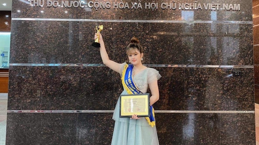 Master Trần Thị Nguyệt Nga – Trưởng ban giám khảo Chăm sóc da: “cuộc thi cho tôi cơ hội để truyền lửa đam mê”