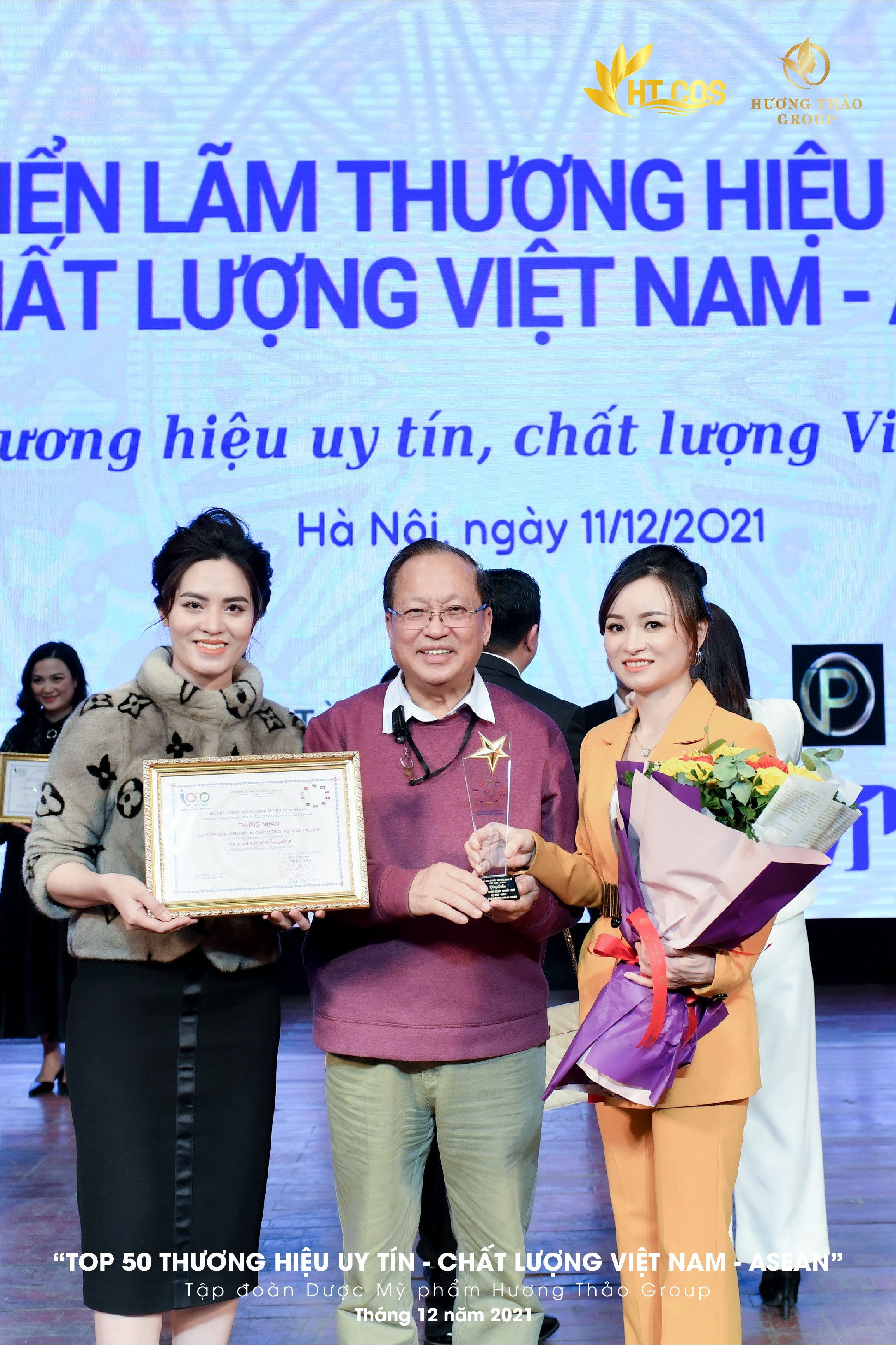 Tập đoàn Dược mỹ phẩm Hương Thảo Group được vinh danh TOP 50 DOANH NGHIỆP UY TÍN CHẤT LƯỢNG VIỆT NAM – ASEAN 2021