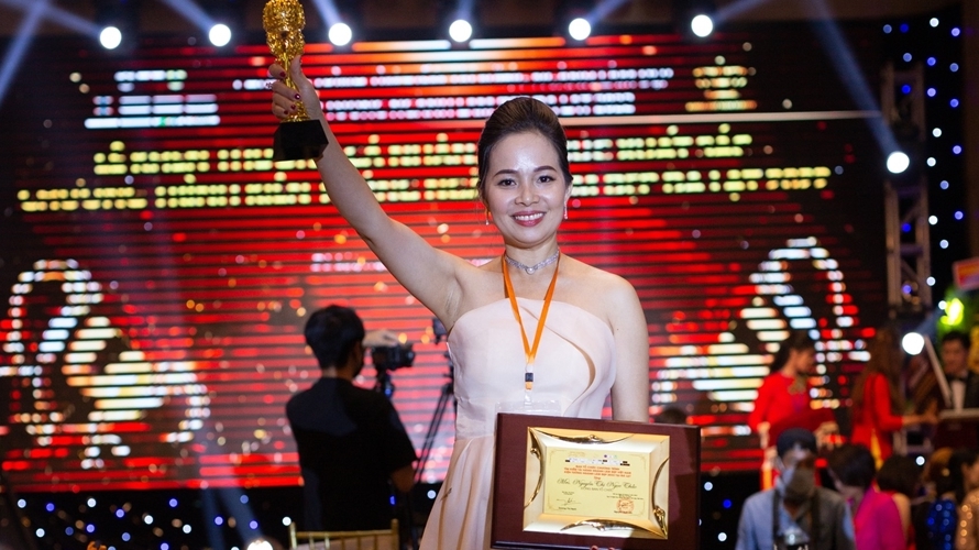 GĐKD Lê Hoàng Diễm Thúy (Thúy Lê): “Trong kinh doanh, bờ vực thất bại cũng có thể là nơi cất cánh bay cao”